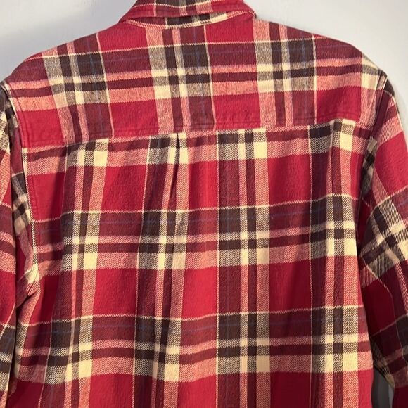 FIELD & STREAM Button Heavy Flannel Shirt Classic Red Lumberjack Plaid Mens M - Picture 10 of 10